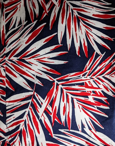 Tommy Hilfiger Men's Blue Red White Floral Chino Shorts W30" Hawaiian Palm VGC - Picture 3 of 4